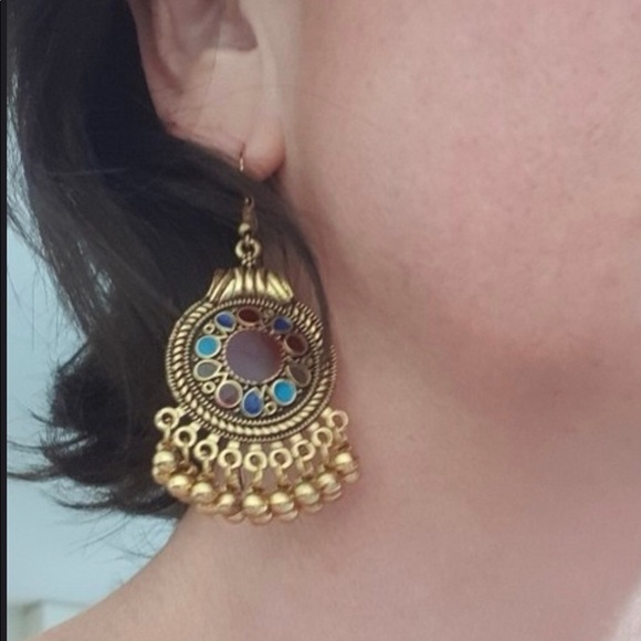 ‼️LAST ONE‼️Retro Metal Vintage Dangle Earring - Picture 2 of 2